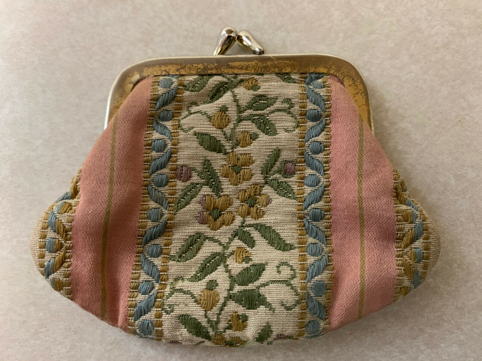 Vintage Extra Small Embroidered Change Coin Purse Metal Snap Clasp 3.5 X 3.25”