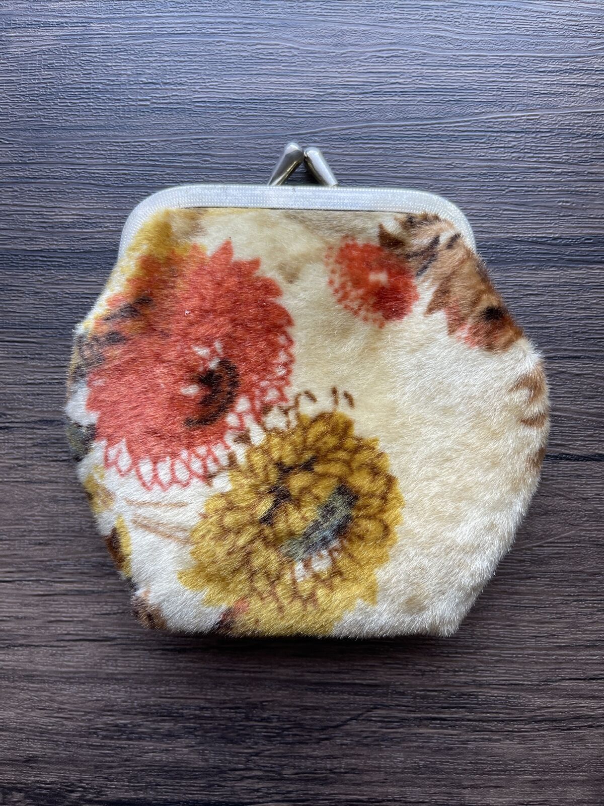 Vintage 1970s Velour Floral Small Purse Coin Wallet Kiss Lock Closure