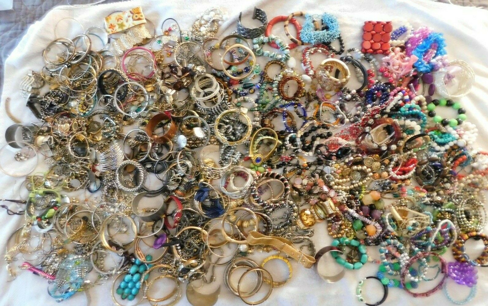 Big Bracelet Craft Lot 17 Pounds, Over 500 Bracelets For Beads, Repair Or Wear